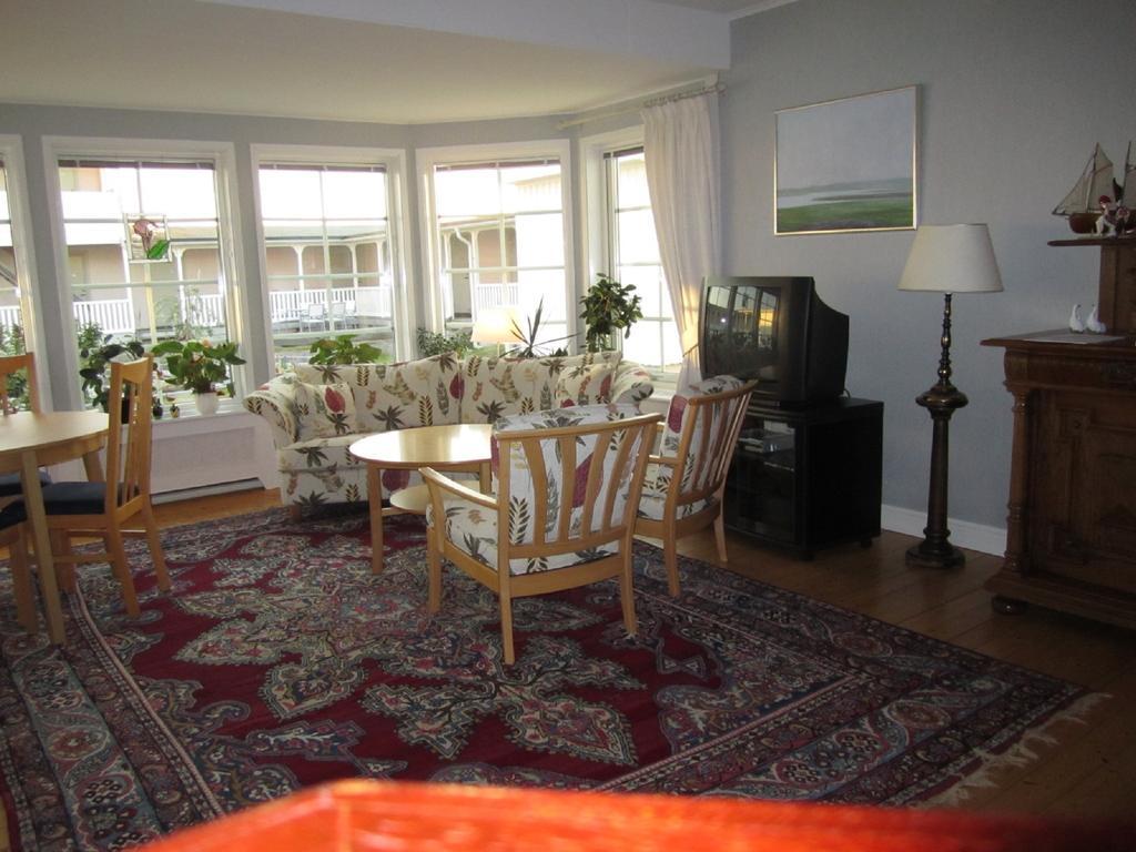 Getteroen Hotell Strandgarden Varberg Bagian luar foto